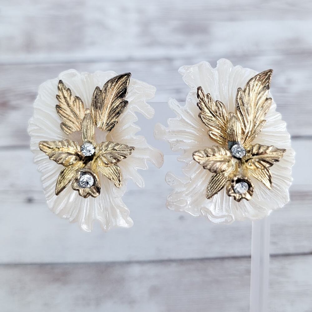 Vintage Clip On Earrings Extra Large Cream with Gold Tone Leaves - Some Tarnish